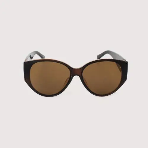 Combinación perfecta de moda y protección con nuestros lentes de sol para mujer en Moma