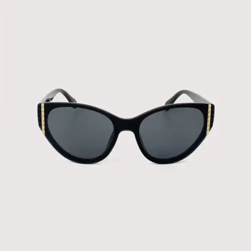 Combinación perfecta de moda y protección con nuestros lentes de sol para mujer en Moma